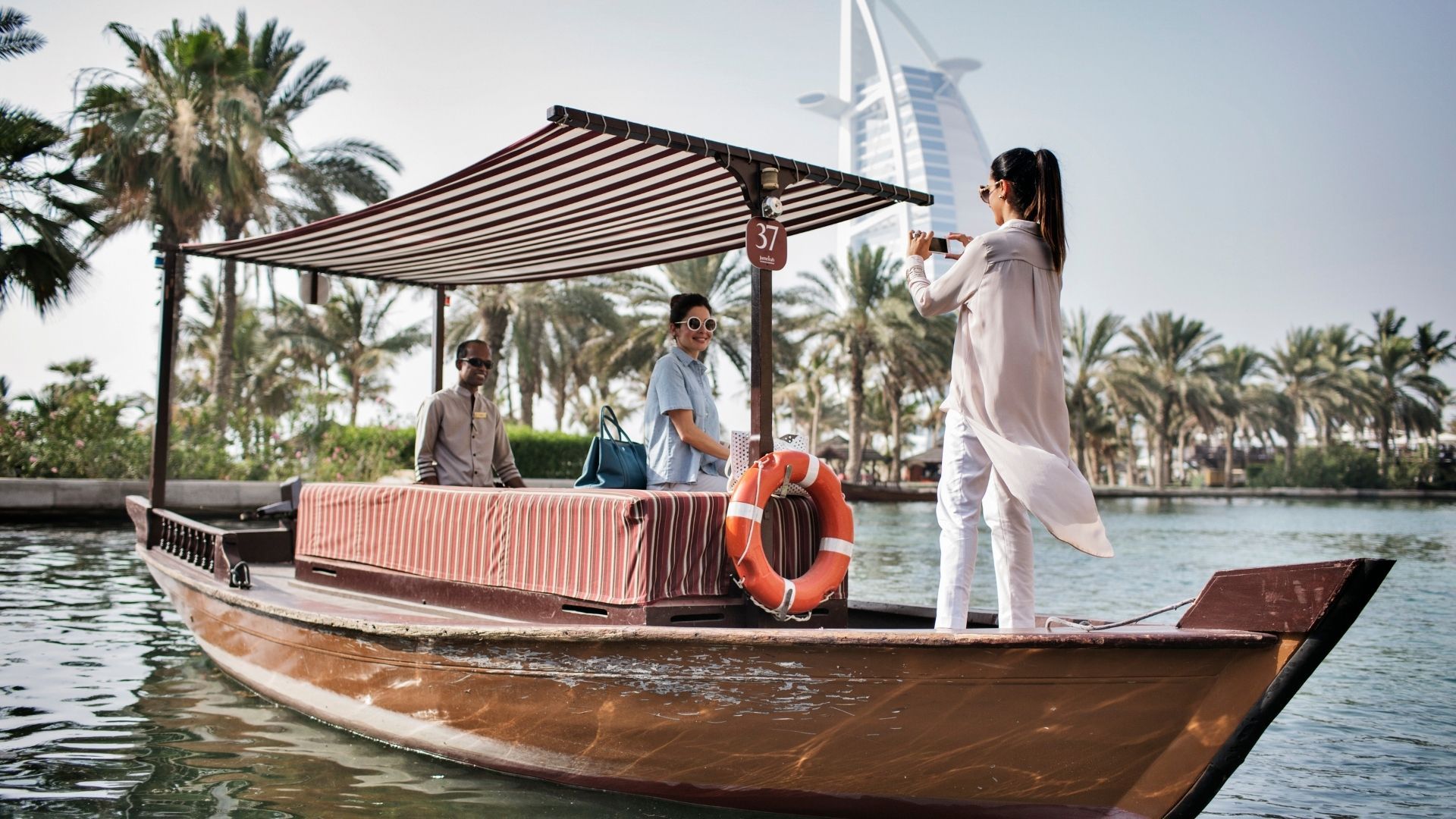 Dubai Abra Ride