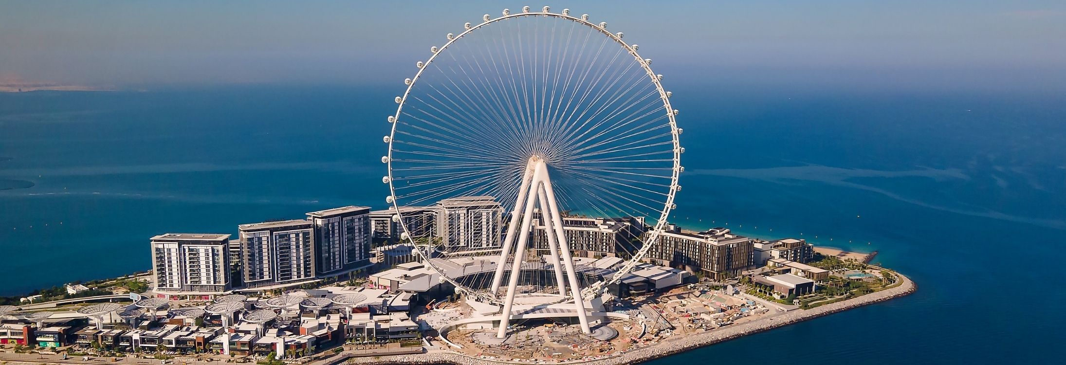 World's largest ferris wheel opens in Dubai